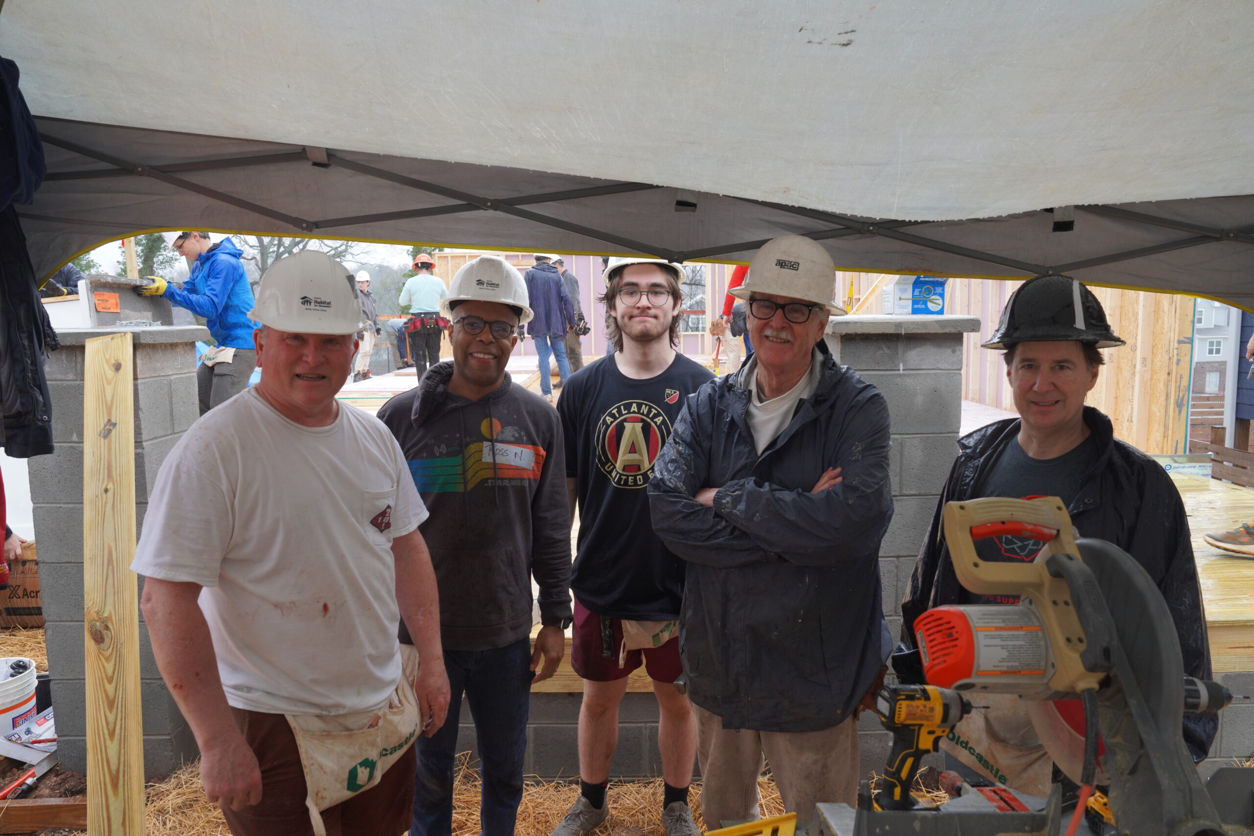 Read more about the article Volunteer for the Pat McGauley Honor Build
